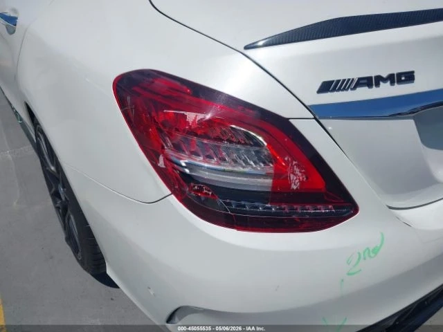Mercedes-Benz C 63 AMG S* ПОДГРЕВ* ОБДУХВАНЕ* ПАНО* BURMESTER* BUCKET SEA - автомобили, коли, обяви за нови и употребявани 15