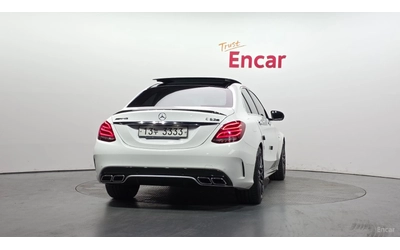 mercedes-benz-c-63-amg - 3