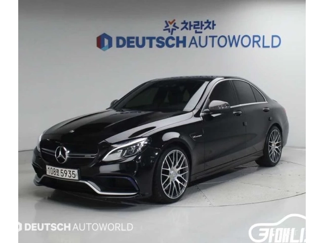 Mercedes-Benz C 63 AMG КОЖА* ПОДГРЕВ* 360* HEAD UP* LINE ASS* PANO* AMBIE - автомобили, коли, обяви за нови и употребявани 0
