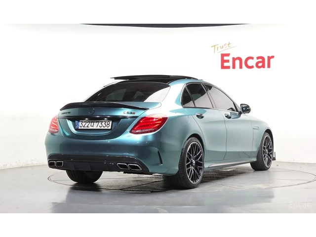 Mercedes-Benz C 63 AMG AMG FULL EXTRAS Уникат ! - автомобили, коли, обяви за нови и употребявани 2