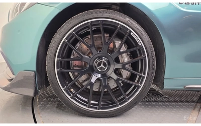mercedes-benz-c-63-amg - 4