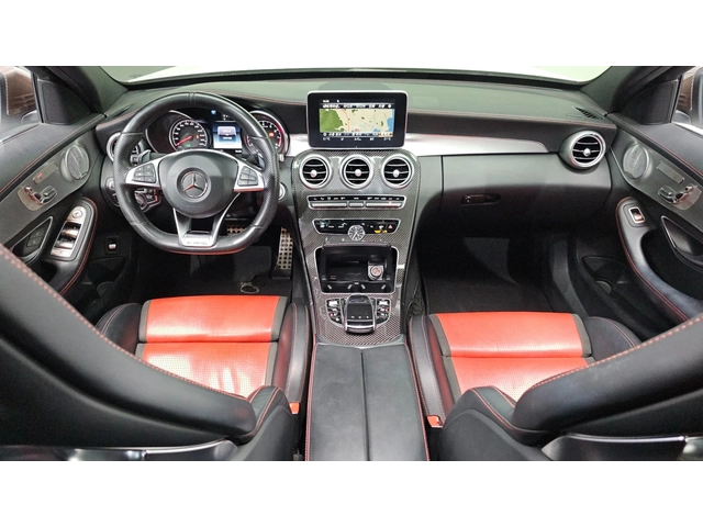 Mercedes-Benz C 63 AMG 4.0 V8 Biturbo - автомобили, коли, обяви за нови и употребявани 5