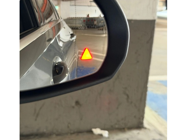 Mercedes-Benz C C 220 d AMG - автомобили, коли, обяви за нови и употребявани 4