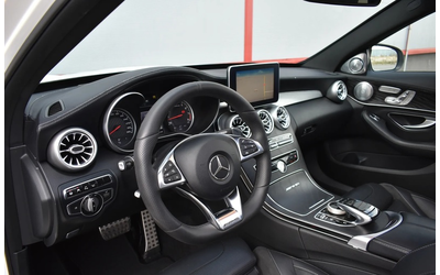 mercedes-benz-c-c-63-amg - 4
