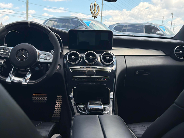 Mercedes-Benz C-CLASS 4.0L 8cyl RWD - автомобили, коли, обяви за нови и употребявани 8