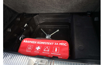 mercedes-benz-c250-cdi-4m-harmankardon-panorama-shz-icar-icar-bg-w204-kombi-mercedes-germany - 0