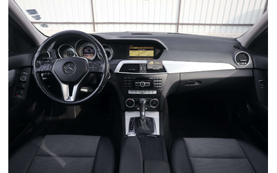 Mercedes-Benz C250 C250 - автомобили, коли, обяви за нови и употребявани 14