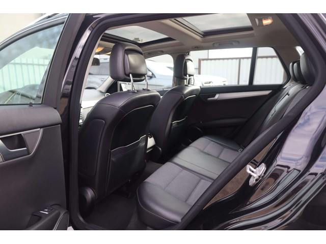 Mercedes-Benz C250 C250 - автомобили, коли, обяви за нови и употребявани 25