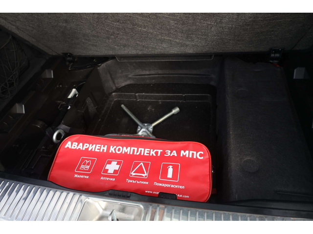 Mercedes-Benz C250 C250 - автомобили, коли, обяви за нови и употребявани 28