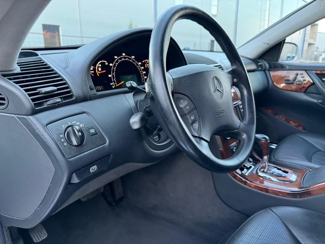Mercedes-Benz CL 55 AMG - автомобили, коли, обяви за нови и употребявани 11