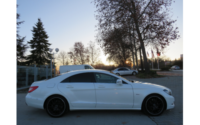 mercedes-benz-cl-cdi-7g-amg-line-registriran - 3