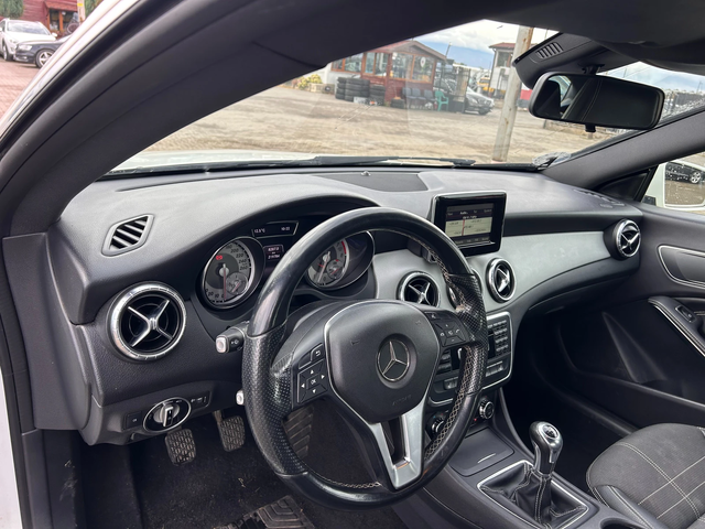 Mercedes-Benz CLA 180 KOJA/NAVI EURO 6 - автомобили, коли, обяви за нови и употребявани 12