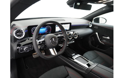 mercedes-benz-cla-180 - 3