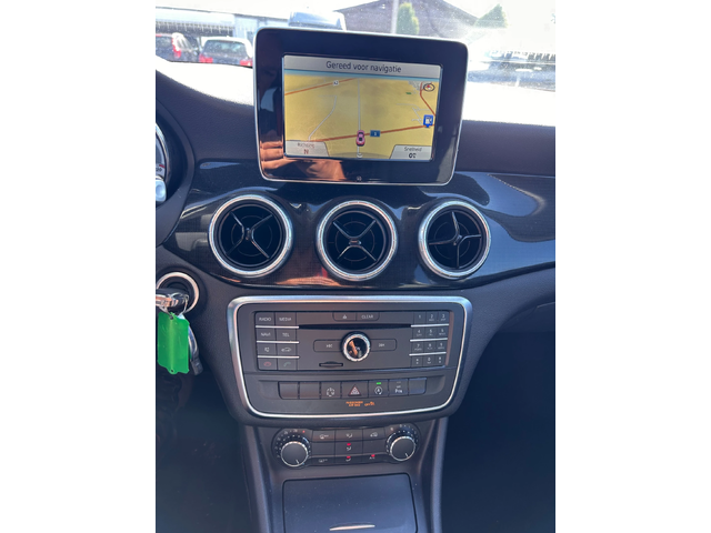 Mercedes-Benz CLA 200 CDI AVTOMAT/NAVI/KOJA EURO 6 - автомобили, коли, обяви за нови и употребявани 12