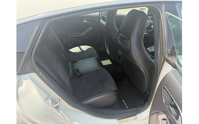 Mercedes-Benz CLA 200 4 Matic AMG - автомобили, коли, обяви за нови и употребявани 12