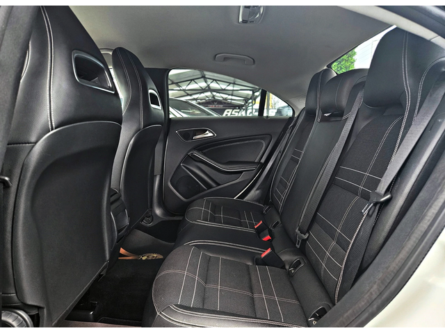 Mercedes-Benz CLA 200 AMG/FACE/GERMANY/DISTRONIC/CAMERA/AMBIENT/F1/LIZIN - автомобили, коли, обяви за нови и употребявани 15