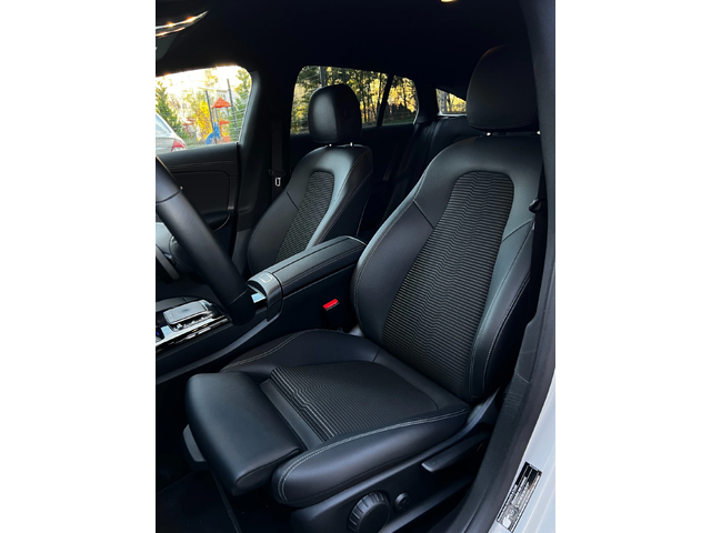 Mercedes-Benz CLA 200 2024 ГАРАНЦИОНЕН MULTIBEAM* AMBIENT* DISTR* LANE* - автомобили, коли, обяви за нови и употребявани 10