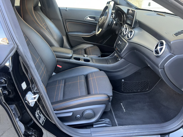 Mercedes-Benz CLA 220 CLA 220d 4x4 - автомобили, коли, обяви за нови и употребявани 11