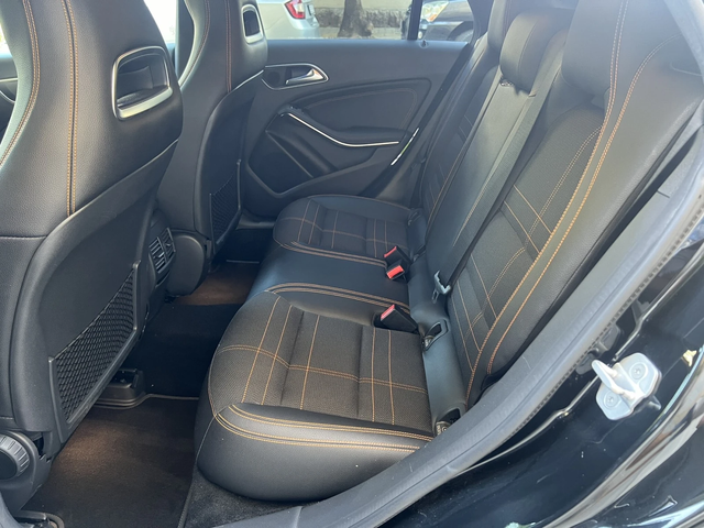 Mercedes-Benz CLA 220 CLA 220d 4x4 - автомобили, коли, обяви за нови и употребявани 8