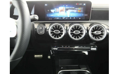 Mercedes-Benz CLA 220 d AMG - автомобили, коли, обяви за нови и употребявани 6