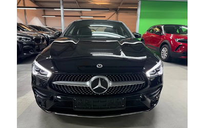 mercedes-benz-cla-220 - 1