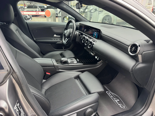 Mercedes-Benz CLA 220 200CDI#NAVI#CAMERA#DIGITAL#BLINDSPOT#LEDHIGHPERF - автомобили, коли, обяви за нови и употребявани 9