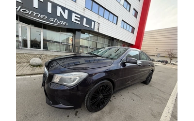 mercedes-benz-cla-220 - 1