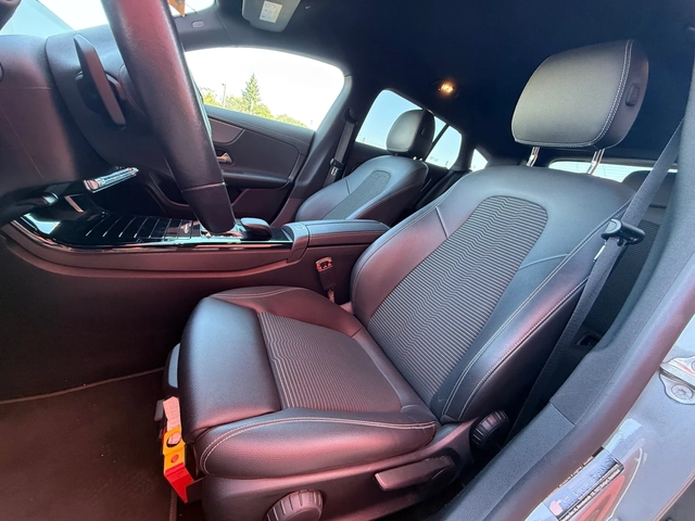 Mercedes-Benz CLA 220 52000km* БАРТЕР* Wide* Screen - автомобили, коли, обяви за нови и употребявани 11