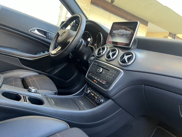 Mercedes-Benz CLA 220 CLA 220d 4x4 - автомобили, коли, обяви за нови и употребявани 12