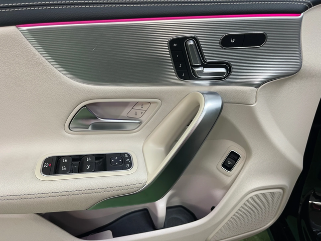 Mercedes-Benz CLA 250 4MATIC * 30000КМ* - автомобили, коли, обяви за нови и употребявани 16