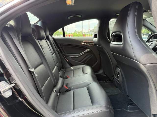 Mercedes-Benz CLA 250 AMG-LINE, 4MATIC - автомобили, коли, обяви за нови и употребявани 9