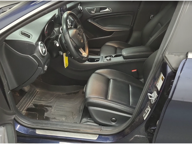 Mercedes-Benz CLA 250 видео на двигателя - автомобили, коли, обяви за нови и употребявани 4