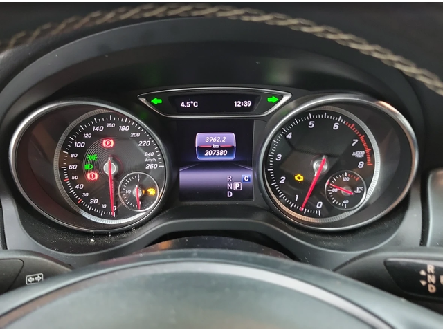 Mercedes-Benz CLA 250 видео на двигателя - автомобили, коли, обяви за нови и употребявани 9