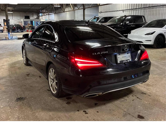 Mercedes-Benz CLA 250 * AMG PACK* 4 MATIC* BLIND SPOTS* Погдрев* - автомобили, коли, обяви за нови и употребявани 10