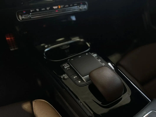 Mercedes-Benz CLA 250 AMG-pkg* Distronic* Apple CarPlay* Ambient* KEYLES - автомобили, коли, обяви за нови и употребявани 10