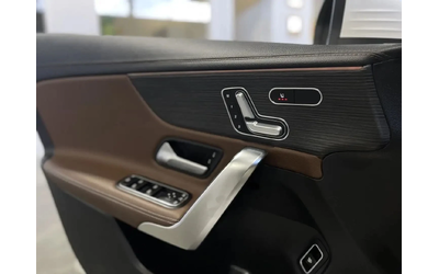 Mercedes-Benz CLA 250 AMG-pkg* Distronic* Apple CarPlay* Ambient* KEYLES - автомобили, коли, обяви за нови и употребявани 13