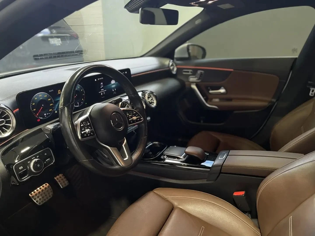 Mercedes-Benz CLA 250 AMG-pkg* Distronic* Apple CarPlay* Ambient* KEYLES - автомобили, коли, обяви за нови и употребявани 8