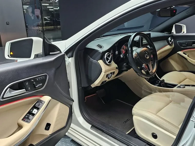 Mercedes-Benz CLA 250 - автомобили, коли, обяви за нови и употребявани 10