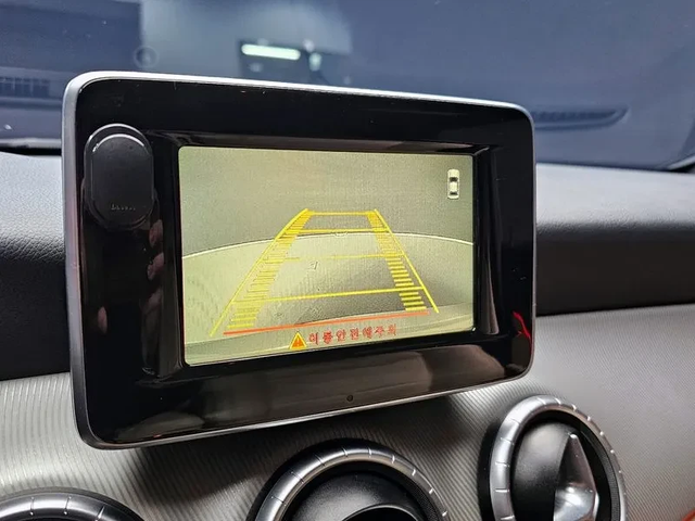 Mercedes-Benz CLA 250 - автомобили, коли, обяви за нови и употребявани 15