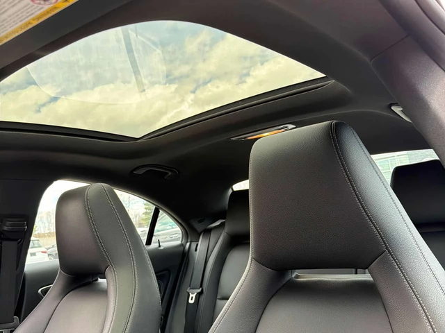Mercedes-Benz CLA 250 4MATIC* DISTRONIC* PANORAMA* ПОДГРЕВ* - автомобили, коли, обяви за нови и употребявани 13