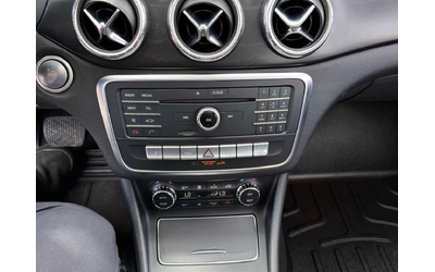 Mercedes-Benz CLA 250 4MATIC* DISTRONIC* PANORAMA* ПОДГРЕВ* - автомобили, коли, обяви за нови и употребявани 9
