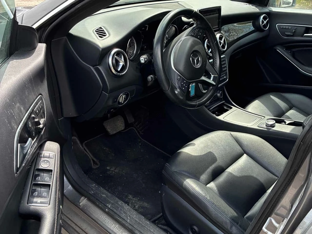 Mercedes-Benz CLA 250 | ПОДГРЕВ | CARFAX | + ГУМИ ДЖАНТИ | - автомобили, коли, обяви за нови и употребявани 4