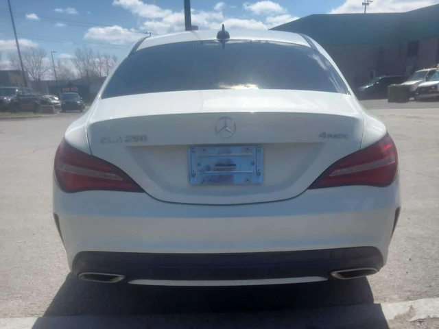 Mercedes-Benz CLA 250 ПОДГРЕВИ * KEYLESS * CARFAX - автомобили, коли, обяви за нови и употребявани 3