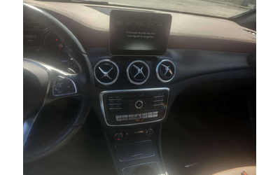 Mercedes-Benz CLA 250 ПОДГРЕВИ * KEYLESS * CARFAX - автомобили, коли, обяви за нови и употребявани 8
