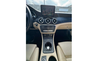 Mercedes-Benz CLA 250 4MATIC * AMG PACK* ПАНОРАМА* ПОДГРЕВИ* КАМЕРА* - автомобили, коли, обяви за нови и употребявани 11