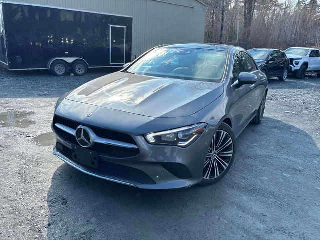 Mercedes-Benz CLA 250 | DISTRONIC| 360| PANO| ПОДГРЕВИ| КЛИП| CARFAX - автомобили, коли, обяви за нови и употребявани 0