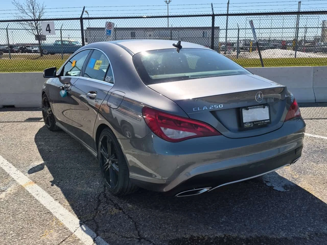 Mercedes-Benz CLA 250 CARFAX/Подгрев/Панорама/Памет/ - автомобили, коли, обяви за нови и употребявани 3
