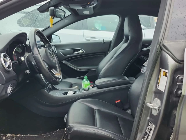Mercedes-Benz CLA 250 CARFAX/Подгрев/Панорама/Памет/ - автомобили, коли, обяви за нови и употребявани 5