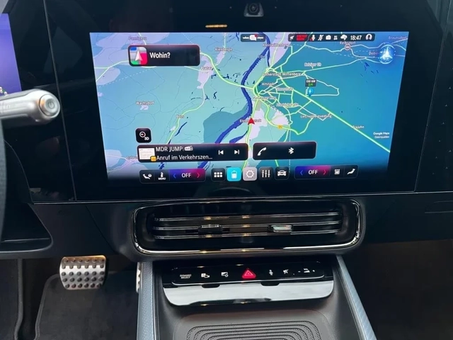 Mercedes-Benz CLA 250 + AMG Advanced Plus 360* PANO DISTR Winter Pack+ - автомобили, коли, обяви за нови и употребявани 11