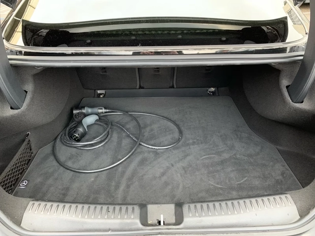 Mercedes-Benz CLA 250 + EQ Premium DISTR MultiB 360 W/P Pano Massage B/S - автомобили, коли, обяви за нови и употребявани 11